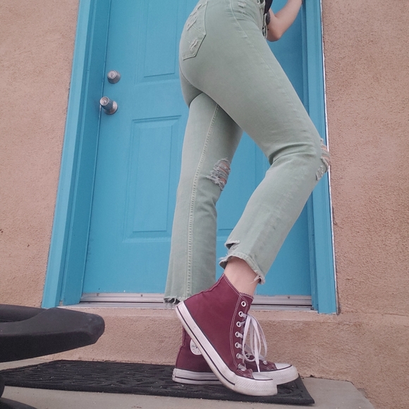 MOTHER Sage/Mint Green cropped tomcat jeans - Picture 5 of 11